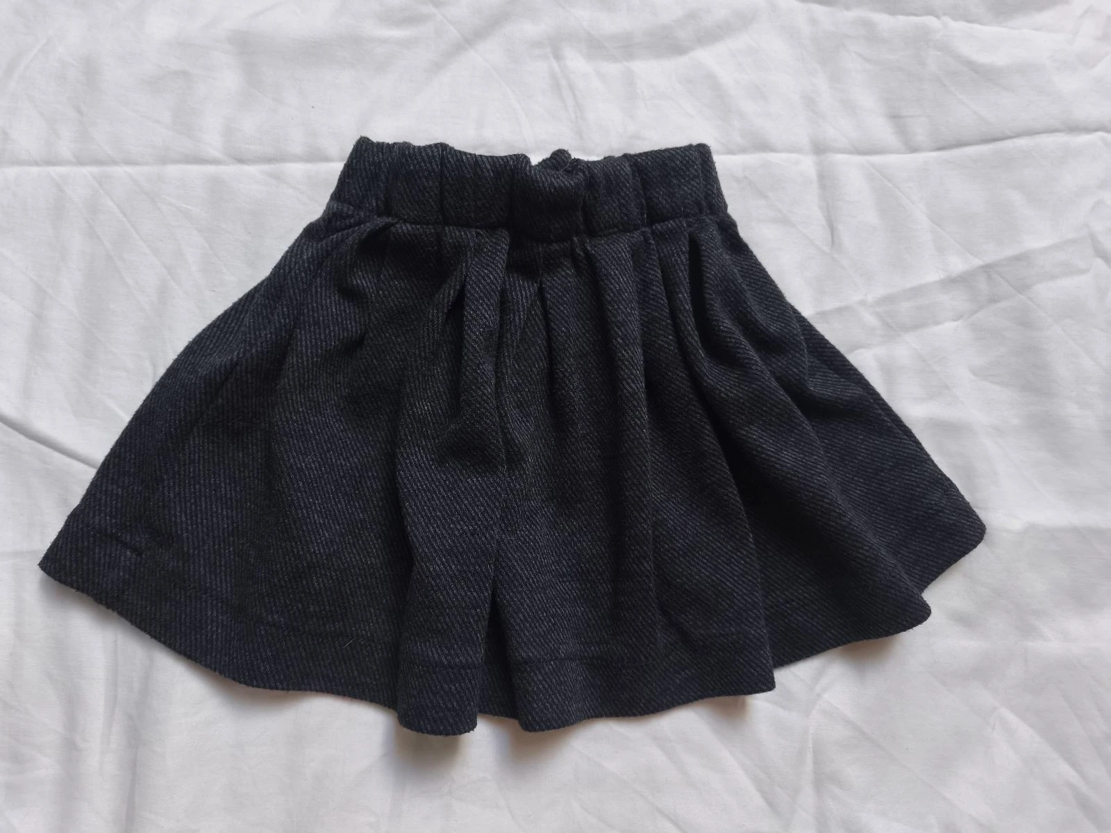 Falda de punto para niña (3 años) – photo 3